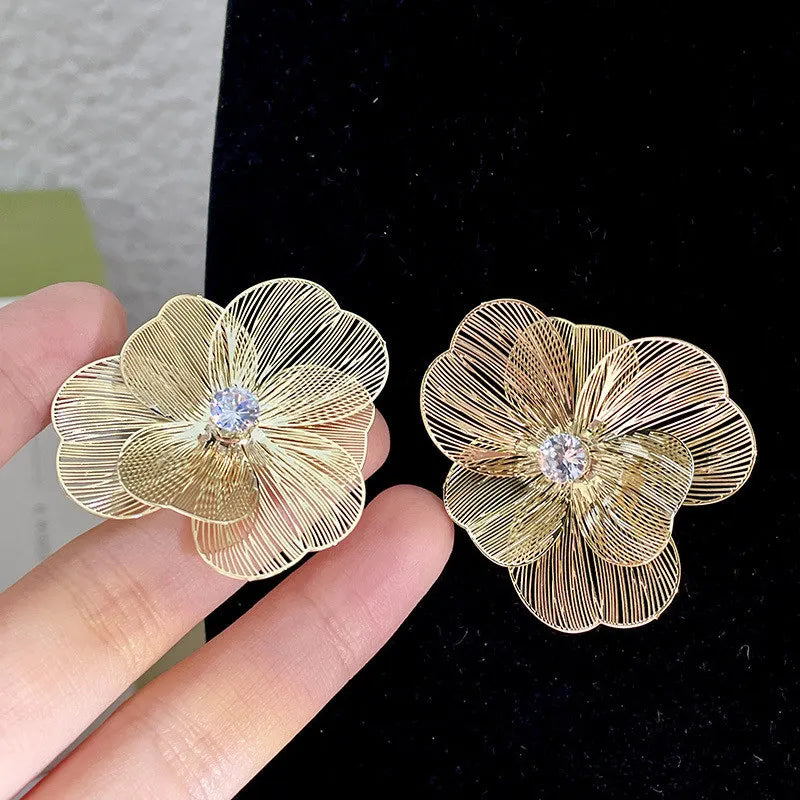 Gold Floral Stylish Vintage Stud Earrings