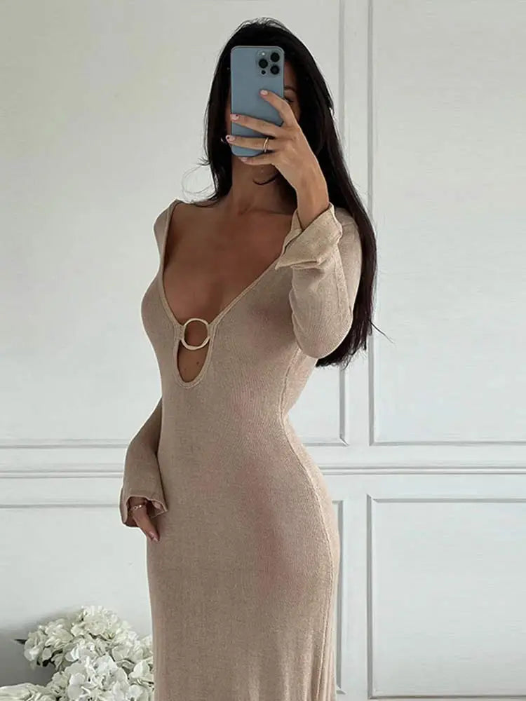 Deep V Neck Long Sleeve Backless Knitted Maxi Dress