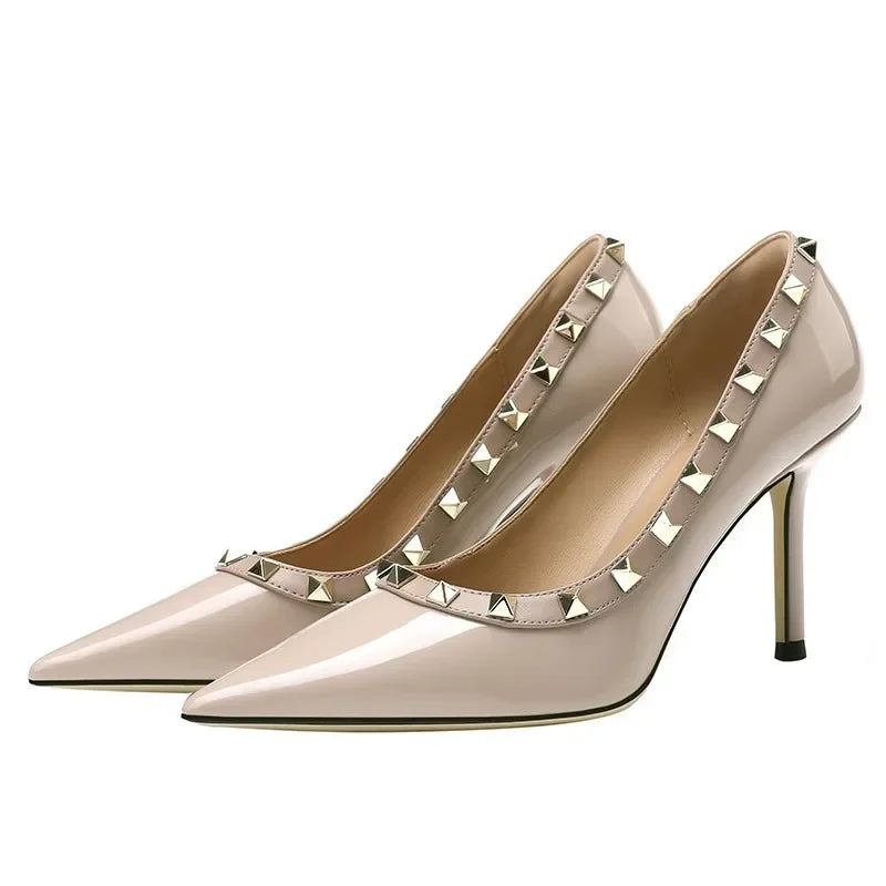 New Lacquer Leather Rivet Pointed Heels